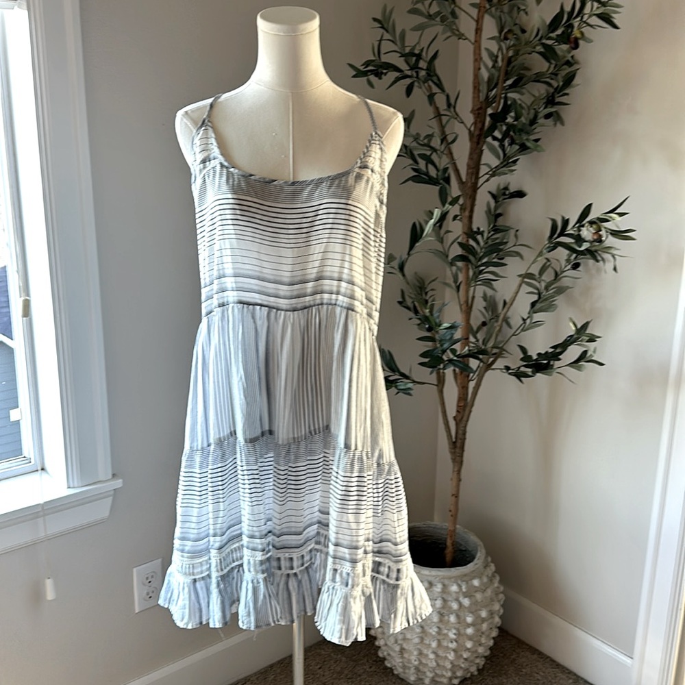 L - E by Eloise Stripe Cross Back Stripped Cami Dress